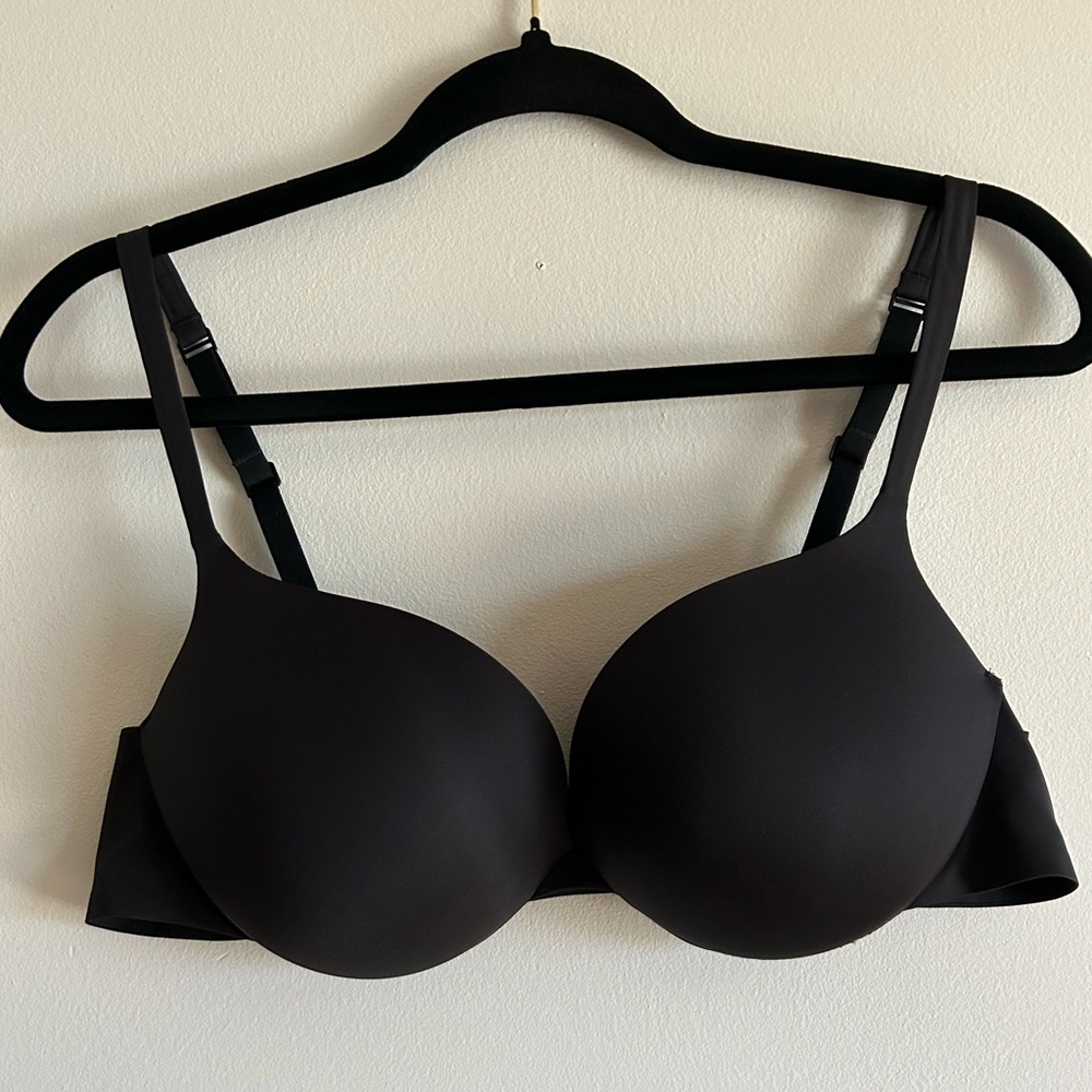 SKIMS Black T-Shirt Bra